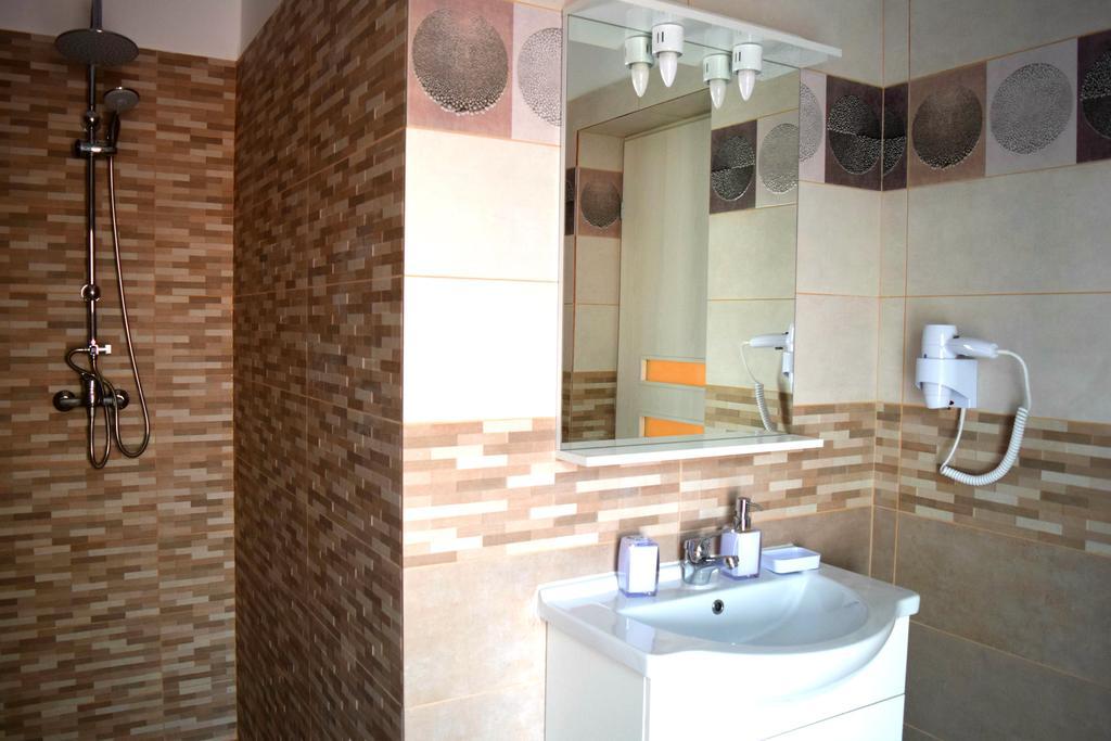 Apartament Liliac Bukarest Exterior foto